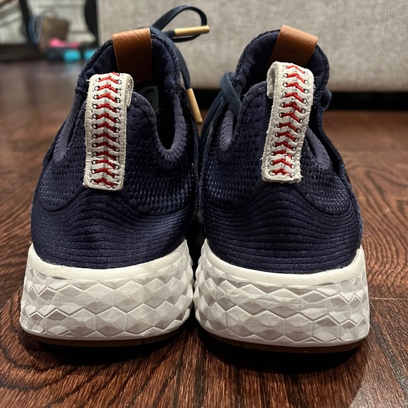 RARE New Balance Red Sox Sneaker - Picture 1 of 6